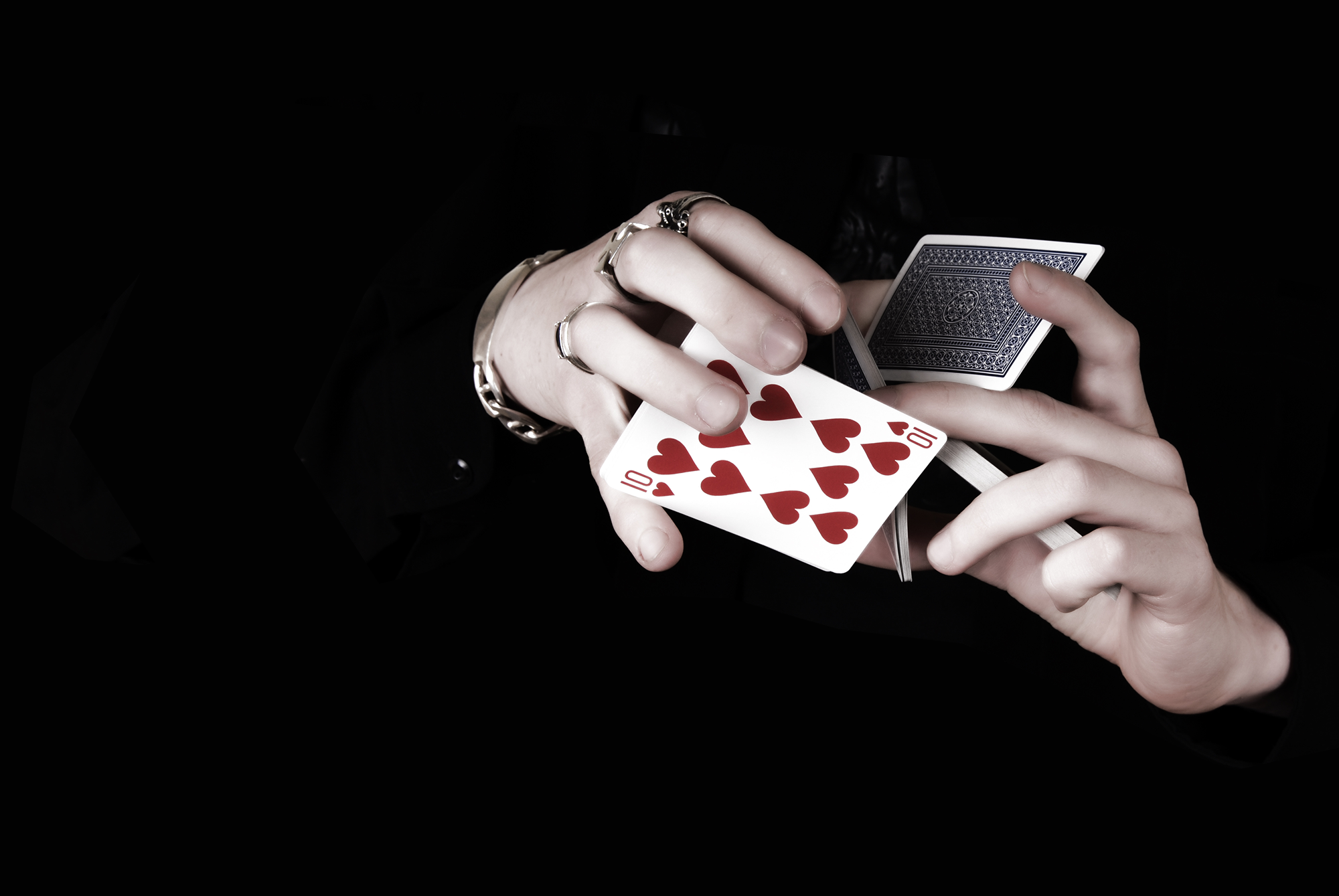 How To Be A Poker Dealer